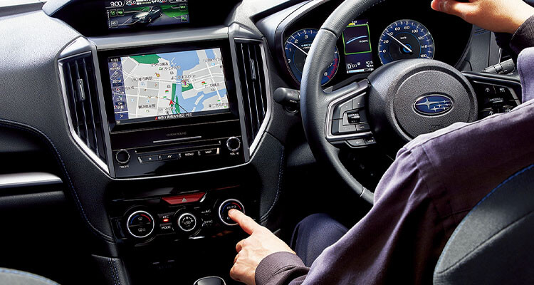 SUBARUの0次安全「運転を邪魔しないインターフェース」