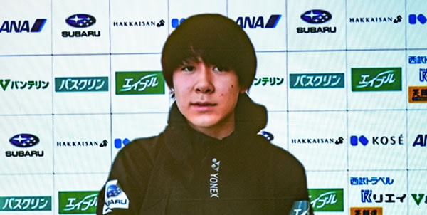 スバルが応援する日本代表の戸塚優斗選手（スノーボード・ハーフパイプ）